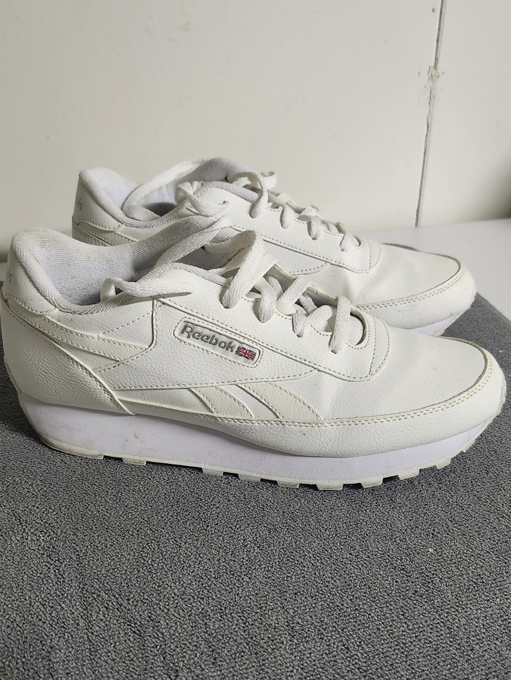 Reebok White Leather Low-Top Sneakers